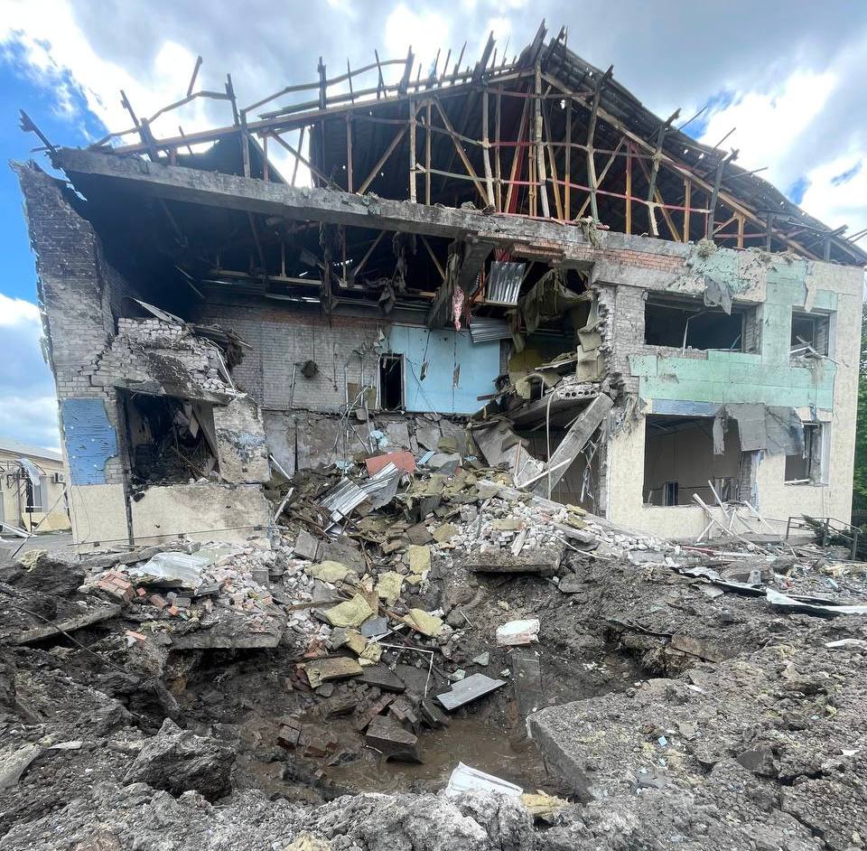 РФ убили ракетами всю сім'ю в місті Синельникове РФ убили ракетами всю сім'ю в місті Синельникове