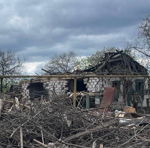 РФ убили ракетами всю сім'ю в місті Синельникове РФ убили ракетами всю сім'ю в місті Синельникове