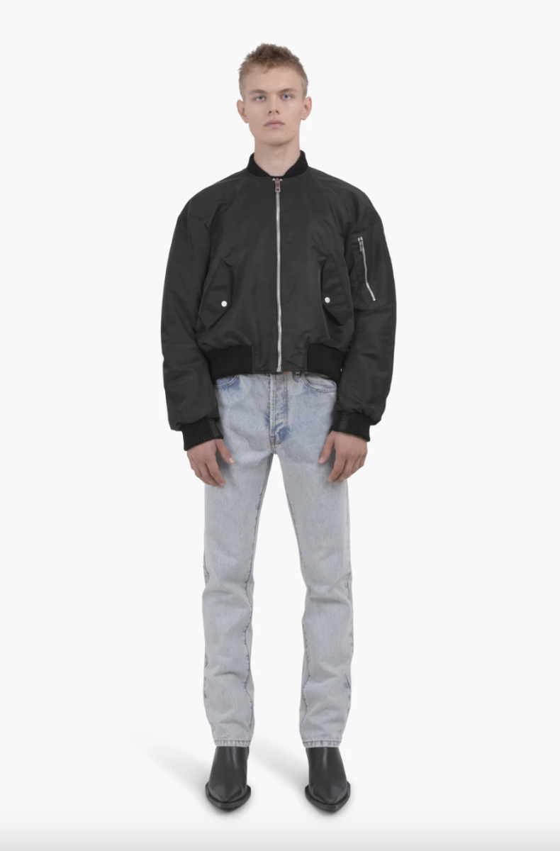 Колекція джинсів із ефектом сечі від Jordanluca