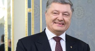 Порошенко попал в скандал: предложил деньги военных направить на ремонт велосипедных дорожек - политолог