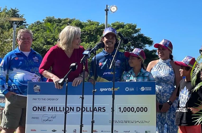 Переможець із чеком Переможець із чеком