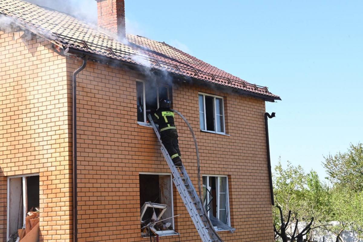 Россияне ударили своим ФАБом по домам в Белгороде