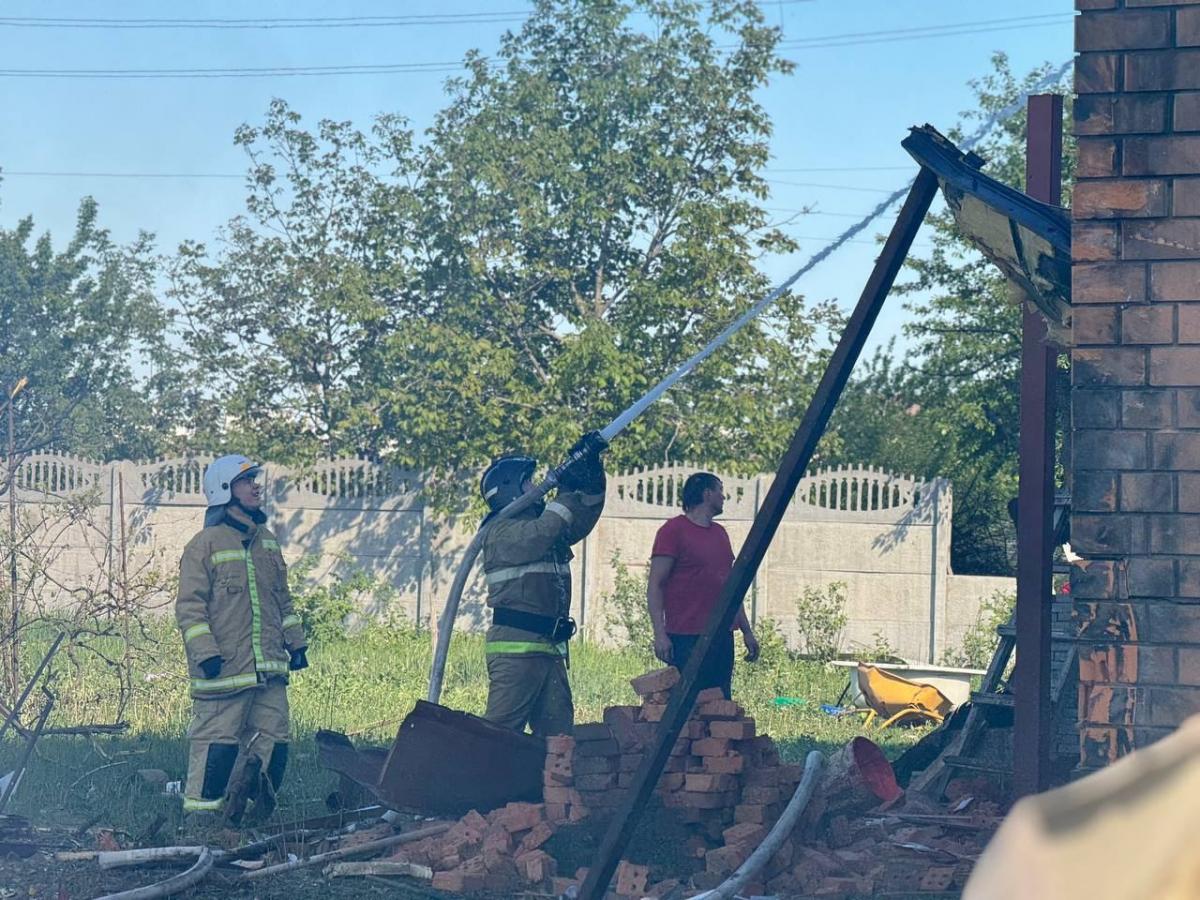 Россияне ударили своим ФАБом по домам в Белгороде