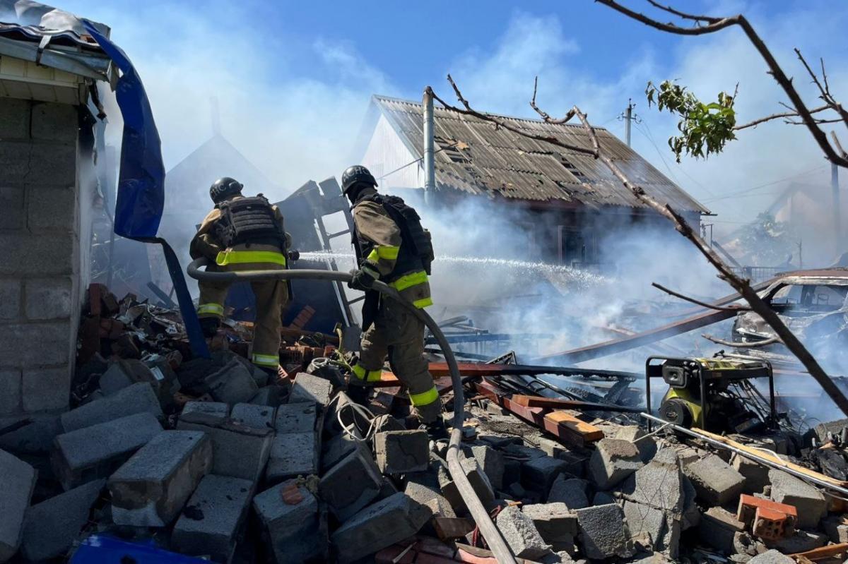Россияне ударили своим ФАБом по домам в Белгороде