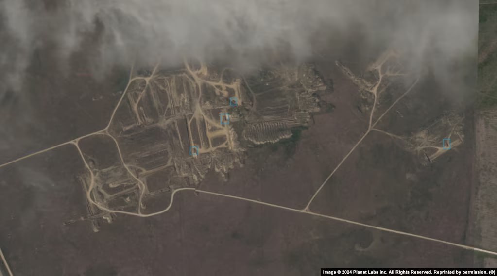 Пожежа на місці дислокації ракетних установок "Іскандер-М" у Криму Пожежа на місці дислокації ракетних установок "Іскандер-М" у Криму