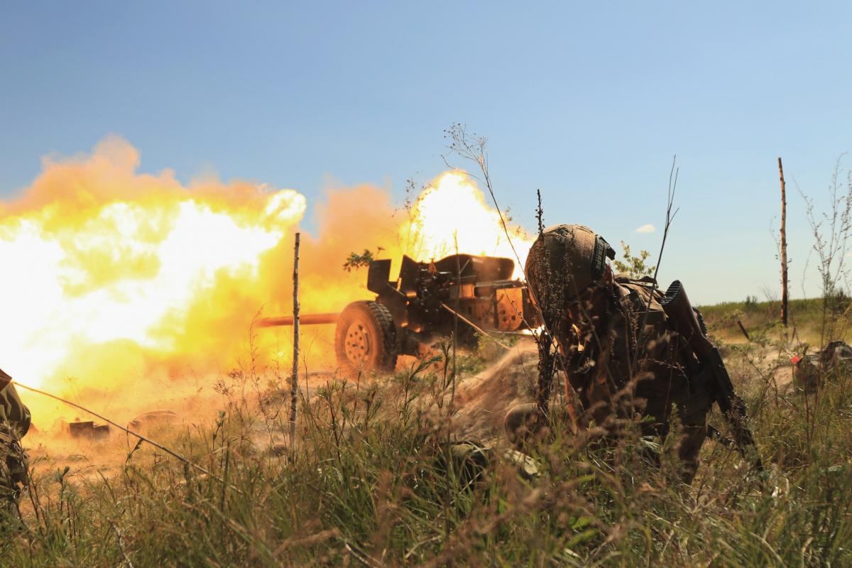 По словам Жданова, Россия была вынуждена перебросить в Белгородскую область часть своих войск с Краматорского, Северского и Торецкого направлений По словам Жданова, Россия была вынуждена перебросить в Белгородскую область часть своих войск с Краматорского, Северского и Торецкого направлений