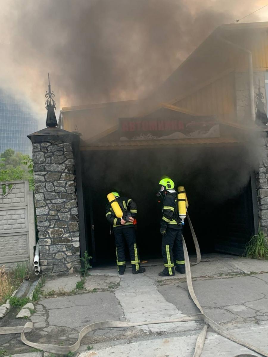 Последствия ракетного удара по Киеву 31 мая 2024