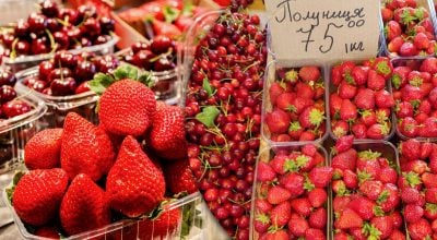 Солодка та без хімії: як правильно вибрати полуницю - секрет знають не всі