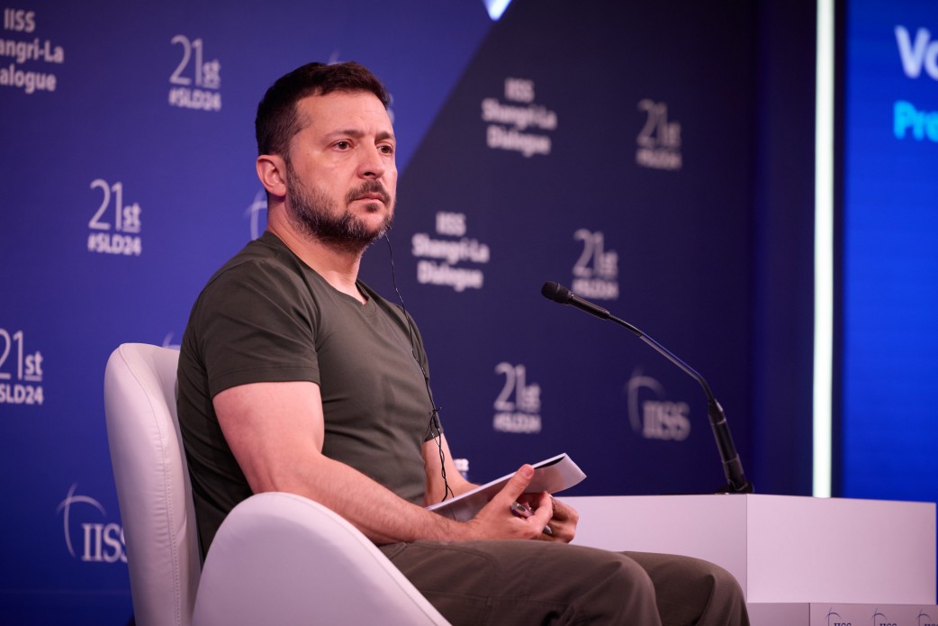 Зеленський у Сінгапурі на пресконференції Діалог Шангрі-Ла