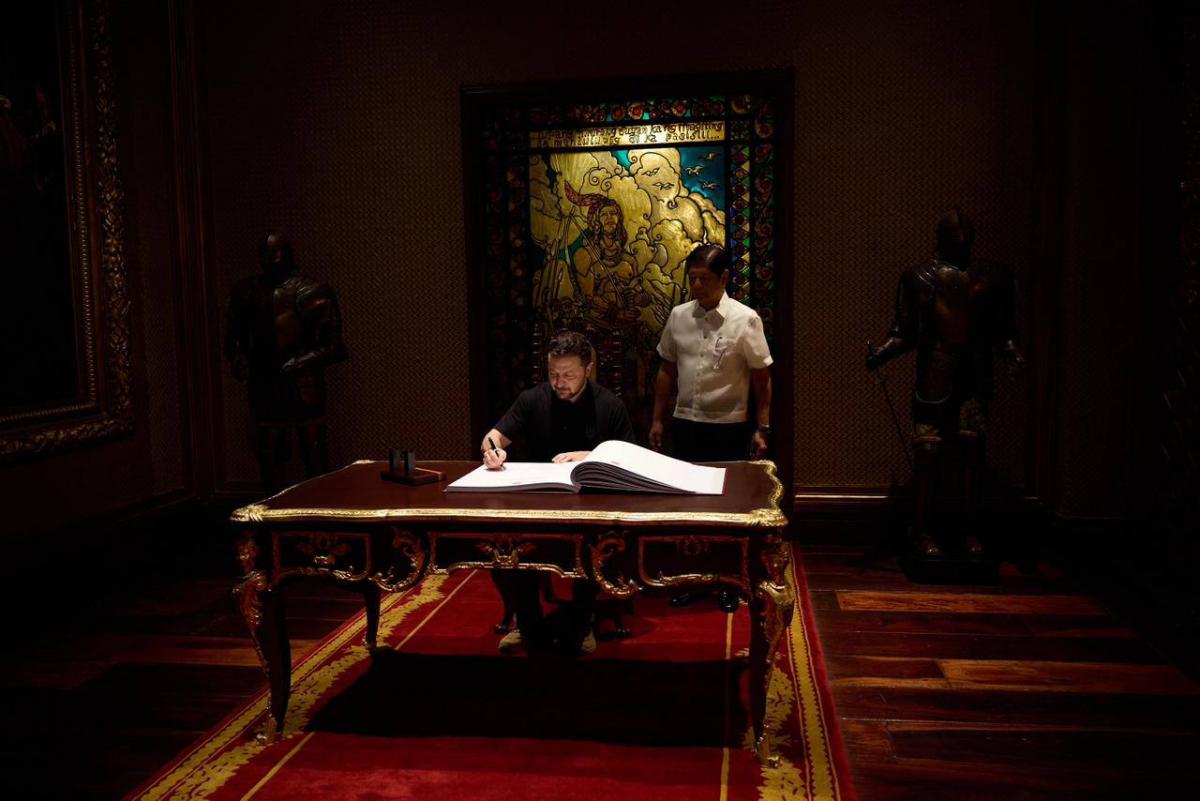 Володимир Зеленський на Філіппінах Володимир Зеленський на Філіппінах