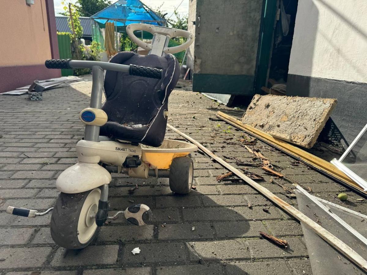 РФ завдала ракетного удару по Дніпру 4 червня РФ завдала ракетного удару по Дніпру 4 червня