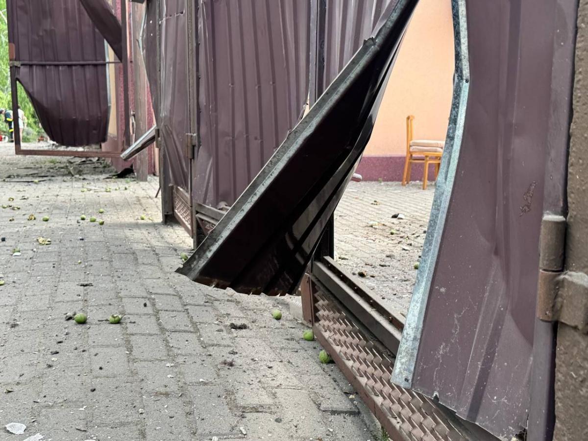 РФ завдала ракетного удару по Дніпру 4 червня РФ завдала ракетного удару по Дніпру 4 червня