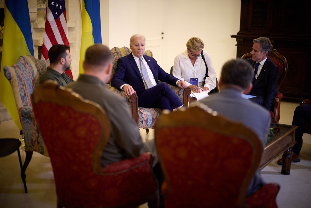 Зеленский и Байден подписали соглашение по безопасности