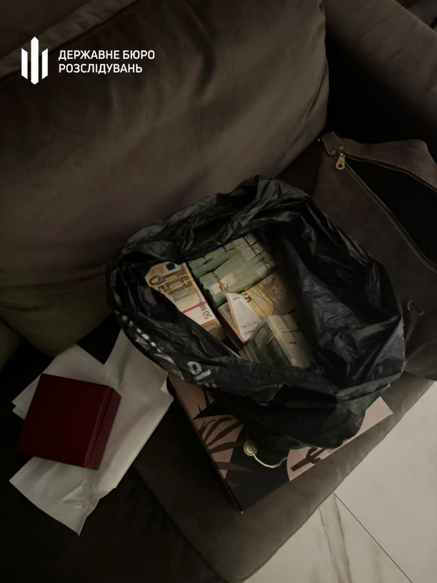 Обшуки у Миколи Тищенка Обшуки у Миколи Тищенка