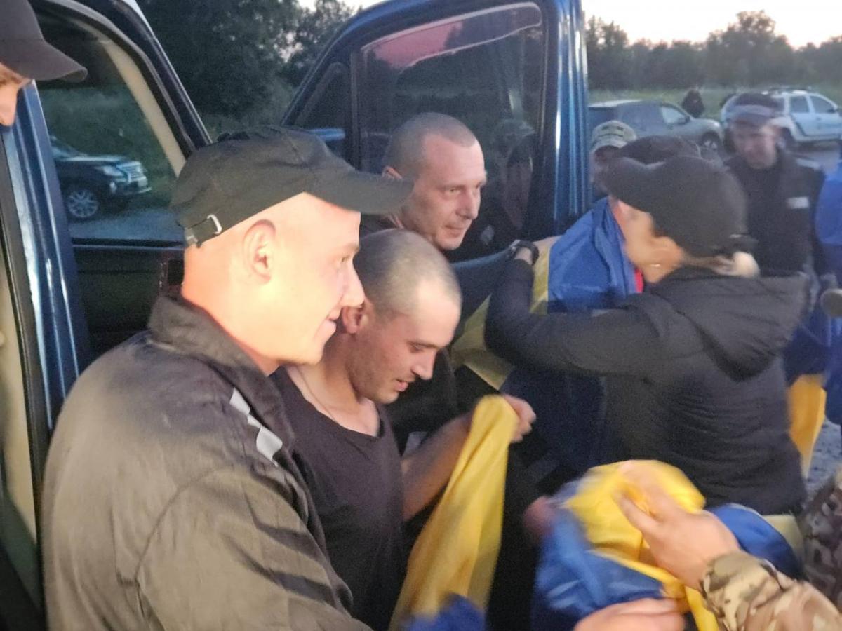 Україна повернула з російського полону 90 захисників Україна повернула з російського полону 90 захисників