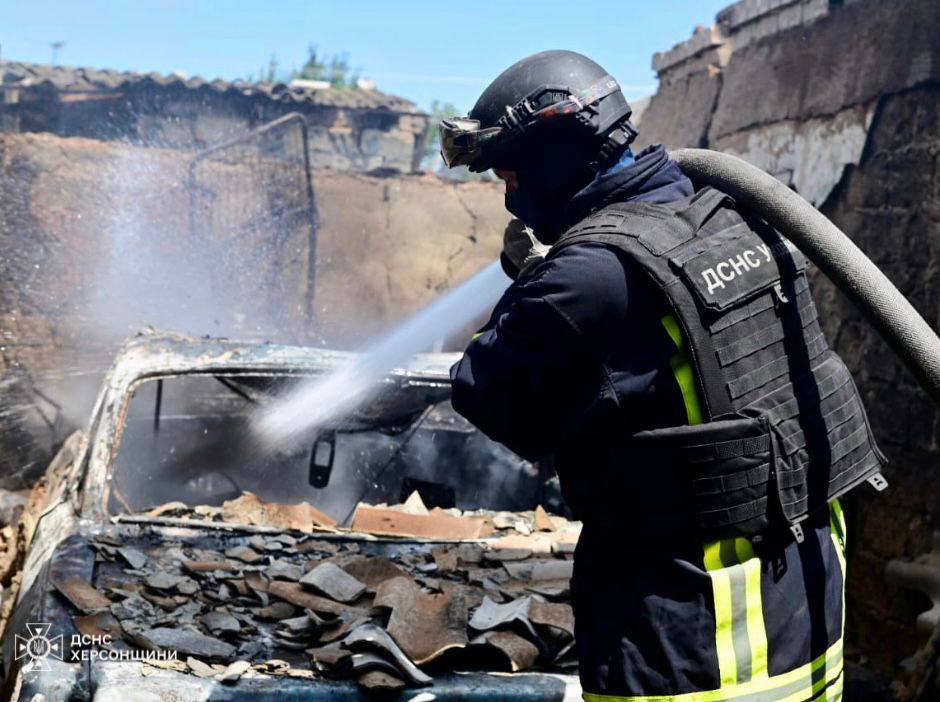 Російські окупанти вдарили по Херсону 26 червня Російські окупанти вдарили по Херсону 26 червня