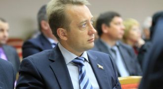 Депутаты Порошенко продолжают вести бизнес в России после полномасштабного вторжения – эксперт