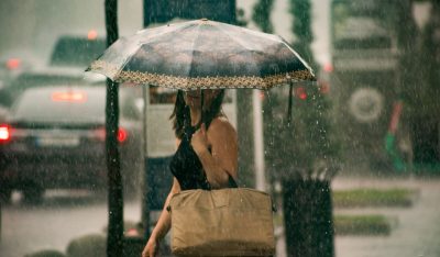 В Україні серйозно похолодає і налетять дощі з грозами: синоптик назвала дату