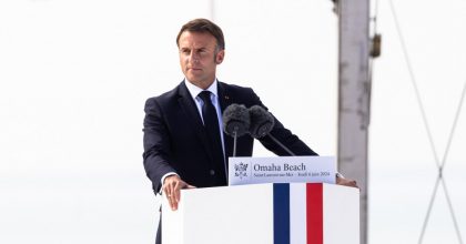 Макрон не просто психанул - ему терять особо нечего
