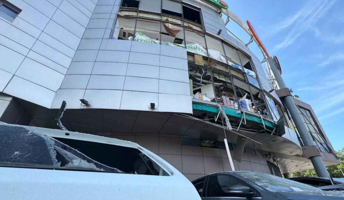 Наслідки удару РФ по Дніпру