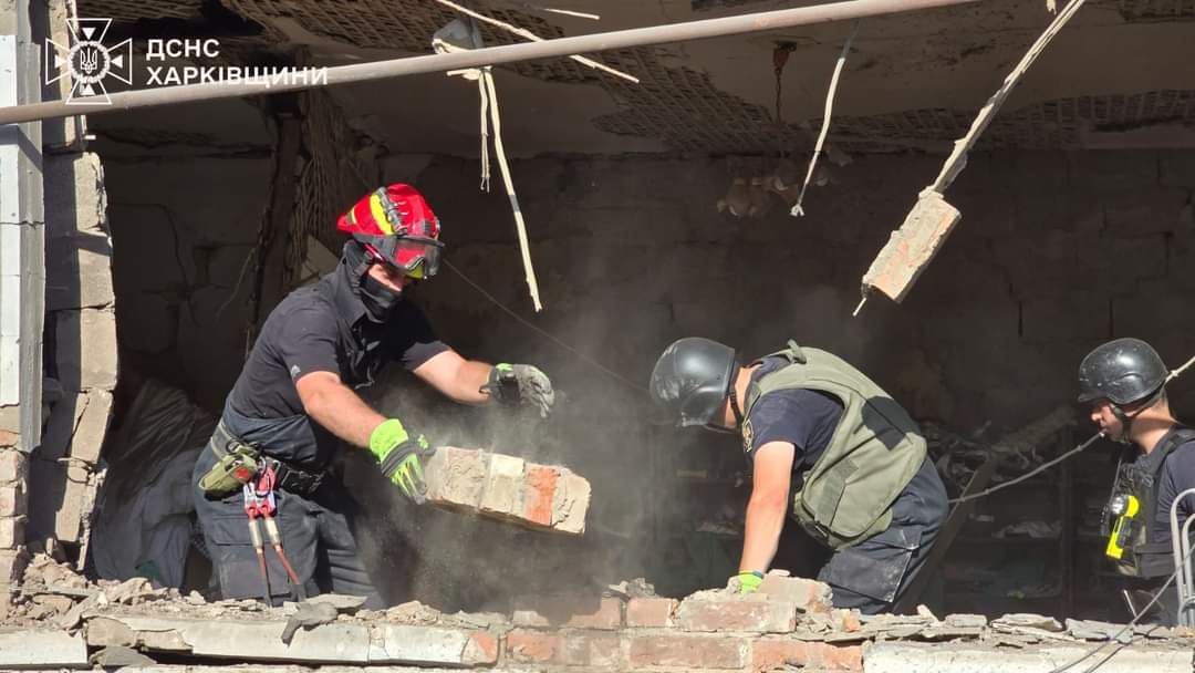 Удар по приватних будинках у Харкові 3 липня Удар по приватних будинках у Харкові 3 липня