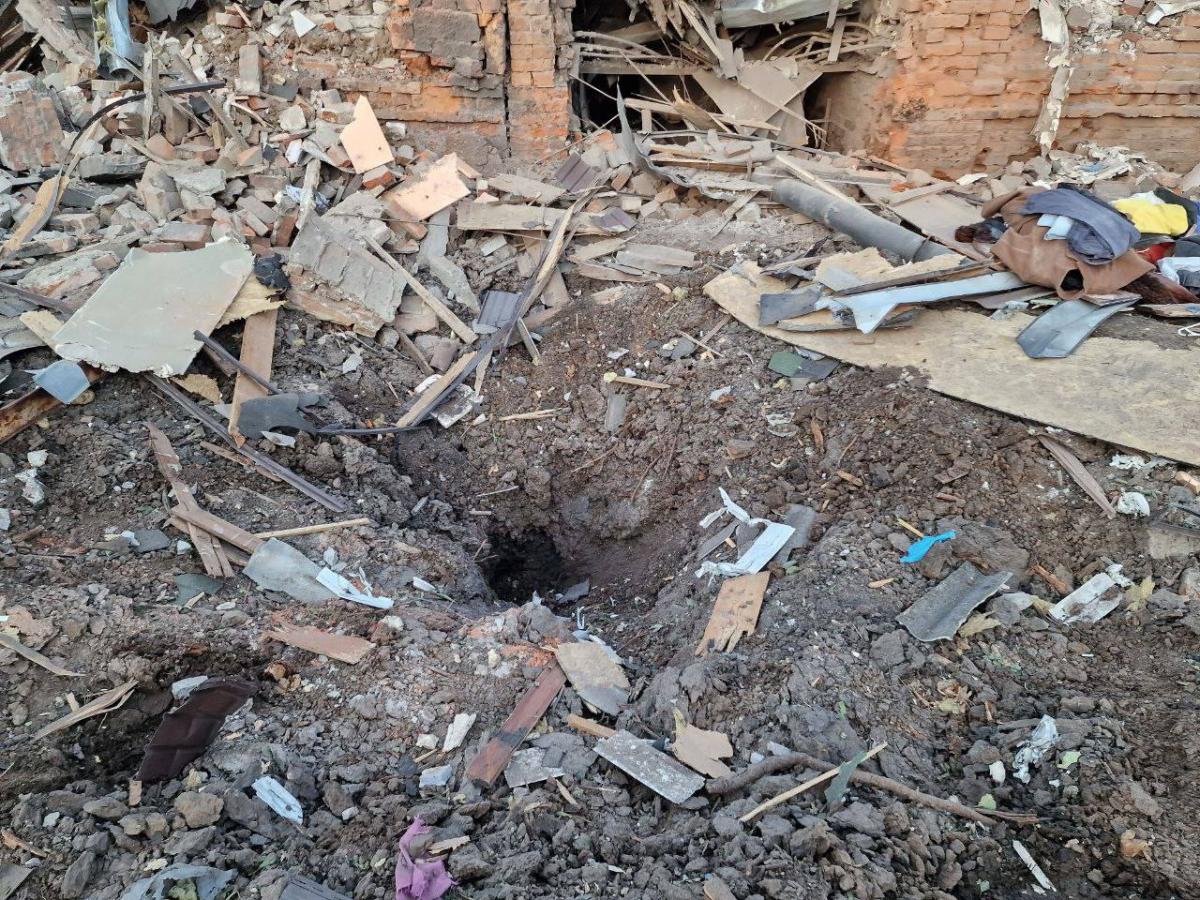 Удар по приватних будинках у Харкові 3 липня Удар по приватних будинках у Харкові 3 липня