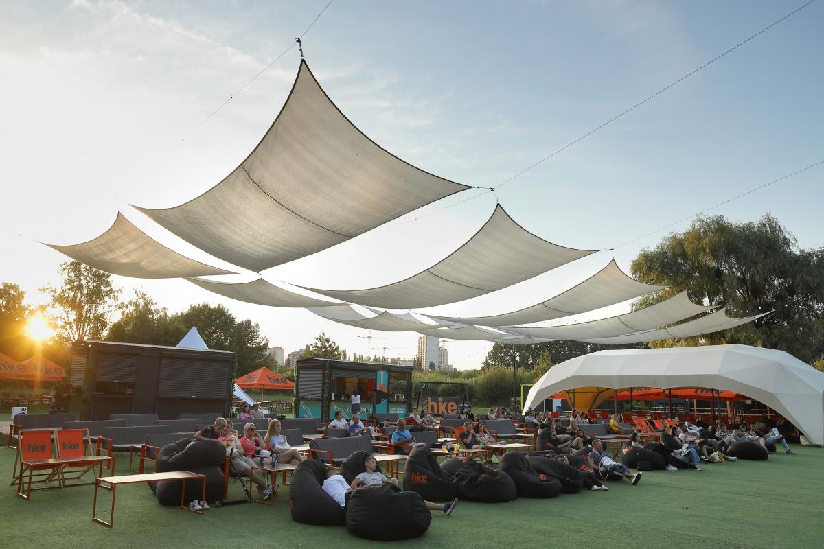 кінолекторій просто неба на Поляні ВДНГ