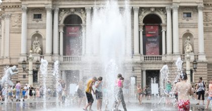 Украину накроет почти 40-градусная духота: в каких областях будет жарче всего