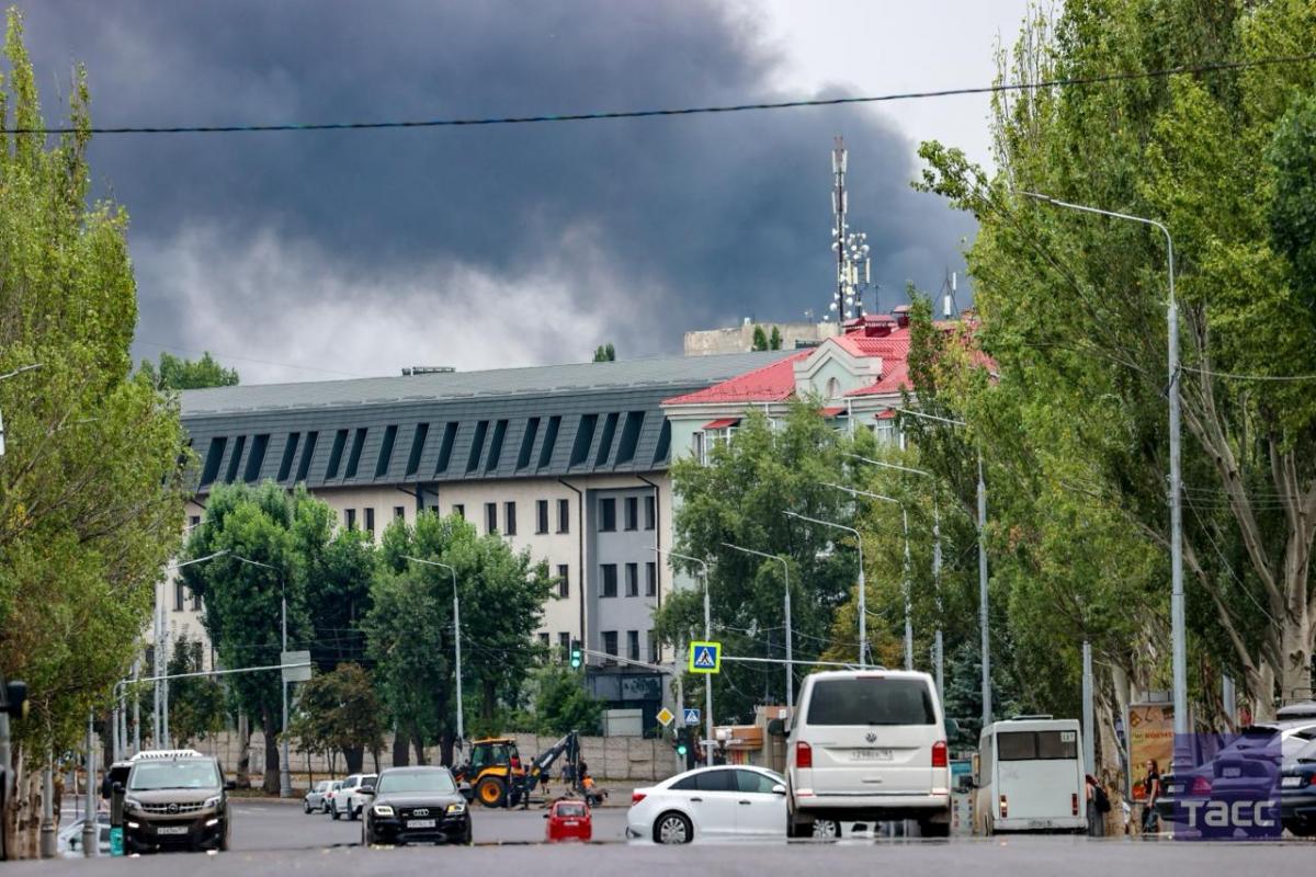 Потужний обстріл Луганська 4 серпня Потужний обстріл Луганська 4 серпня