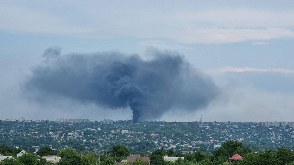 Потужний обстріл Луганська 4 серпня Потужний обстріл Луганська 4 серпня