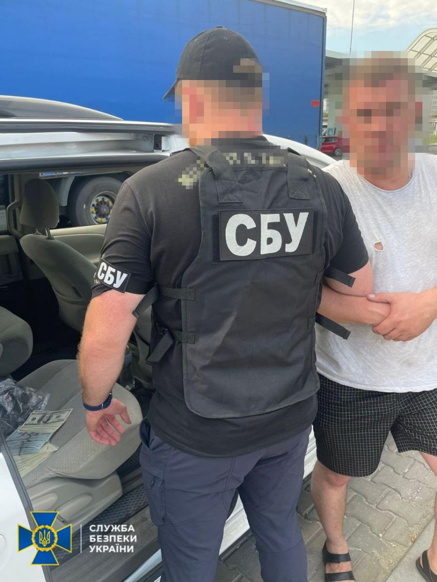 Заступника голови Міненерго затримали на хабарі в $500 тисяч