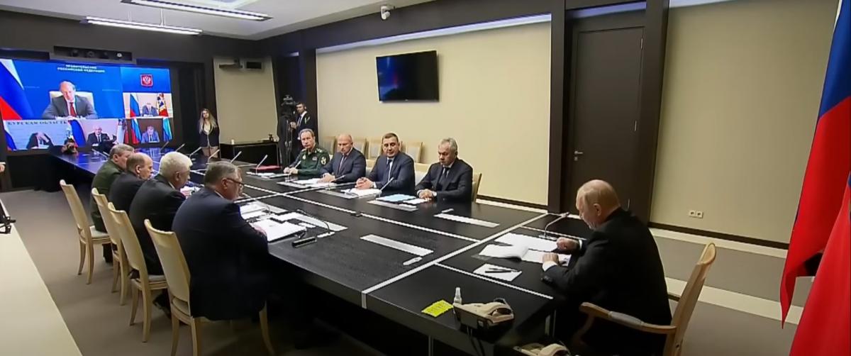 Розсадка Путіна та його оточення на нараді щодо подій у Курській області засвідчила, що Путін боїться своїх - Огризко Розсадка Путіна та його оточення на нараді щодо подій у Курській області засвідчила, що Путін боїться своїх - Огризко