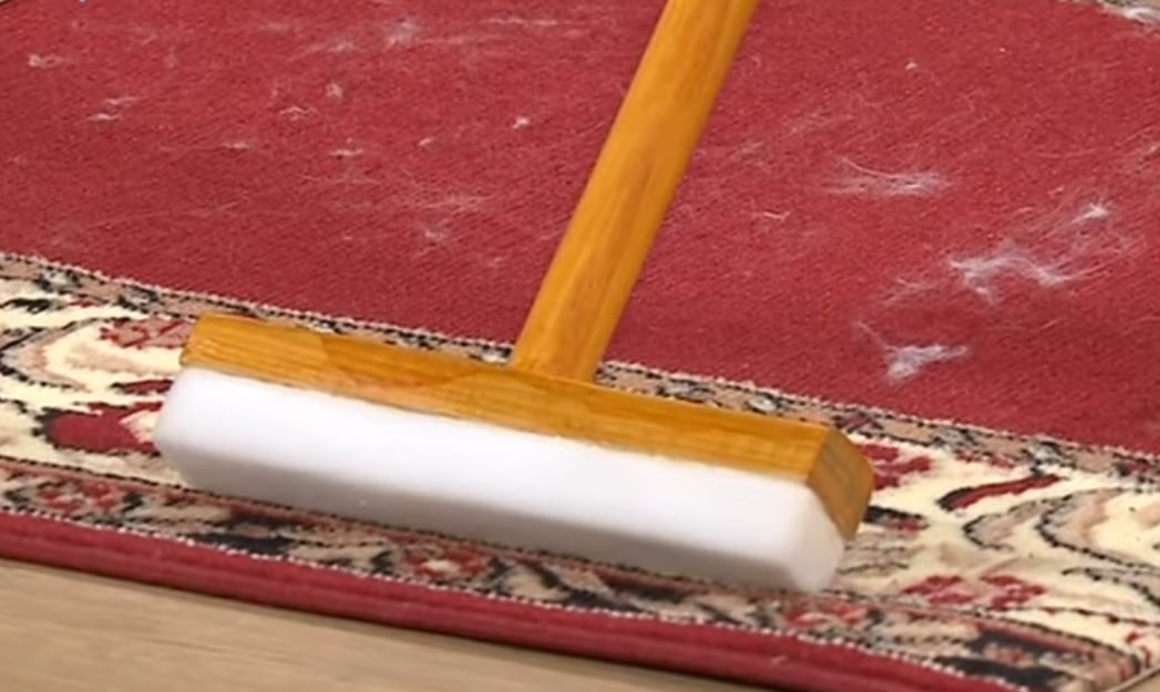 Очистка кошачьей шерсти из ковров Очистка кошачьей шерсти из ковров