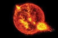 Мощная магнитная буря в 7 баллов ударила в Украине: как она повлияет на здоровье