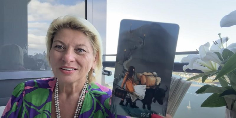 Гороскоп Таро на сентябрь 2024: Весам - поездка, Скорпионам - зависть, Стрельцам - разочарование