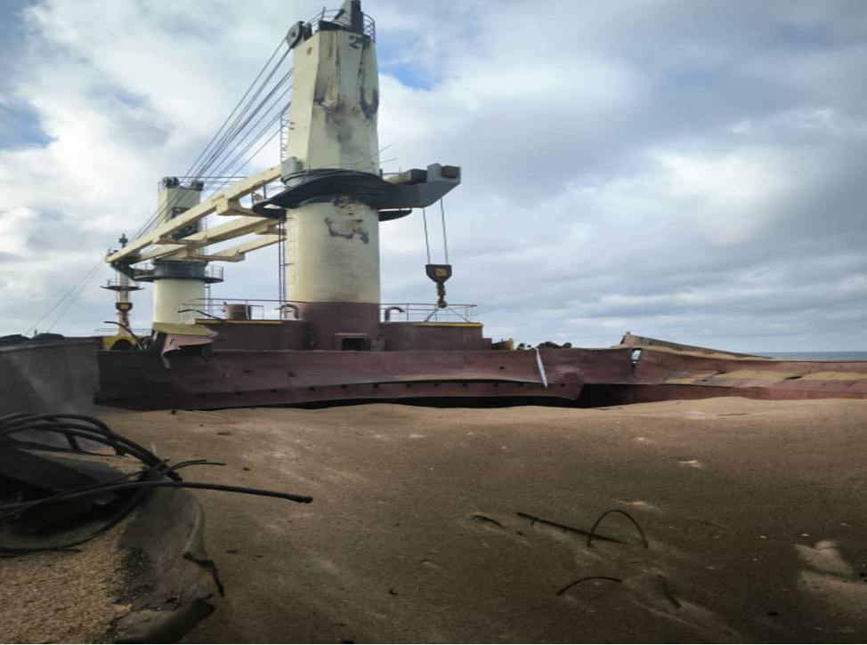 РФ вдарила по судну у Чорному морі, яке доставляло пшеницю у Єгипет РФ вдарила по судну у Чорному морі, яке доставляло пшеницю у Єгипет