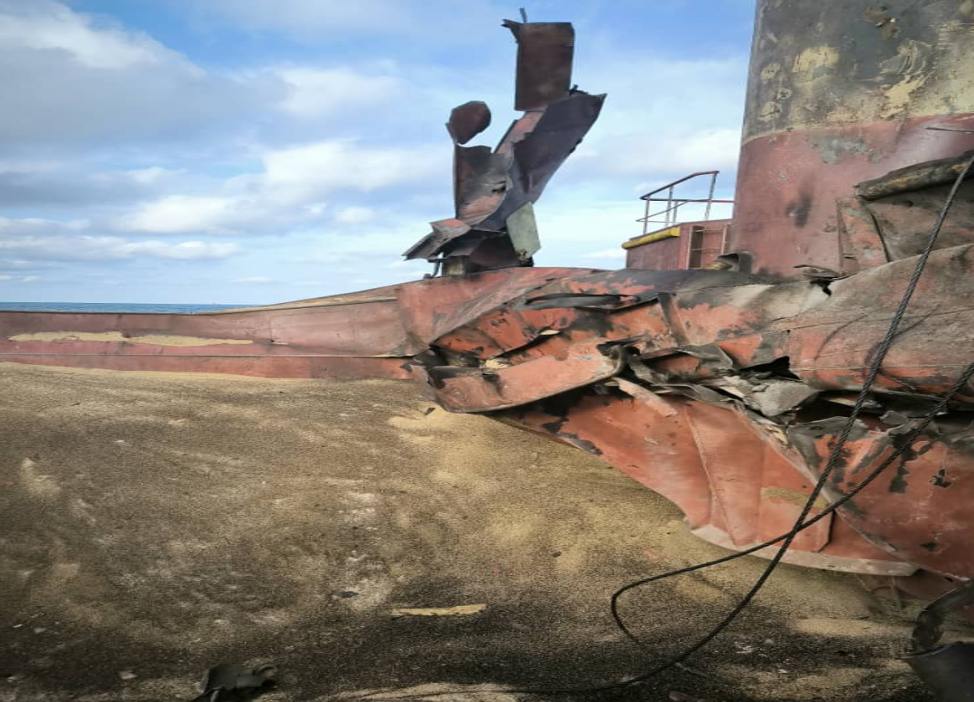РФ вдарила по судну у Чорному морі, яке доставляло пшеницю у Єгипет РФ вдарила по судну у Чорному морі, яке доставляло пшеницю у Єгипет