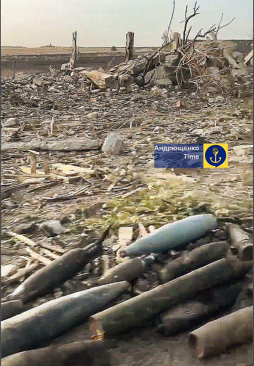 Українські військові знищили склад з боєприпасами окупантів біля Маріуполя