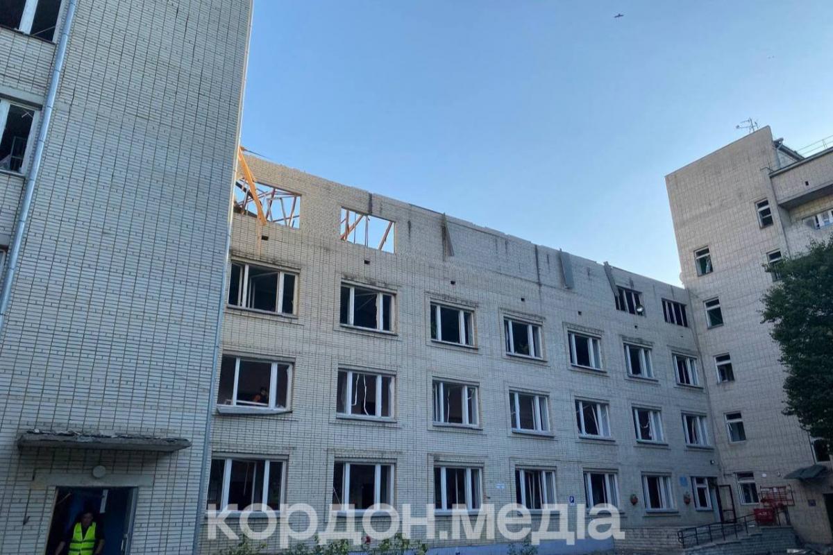 РФ вдарила по будинку пенсіонерів у Сумах