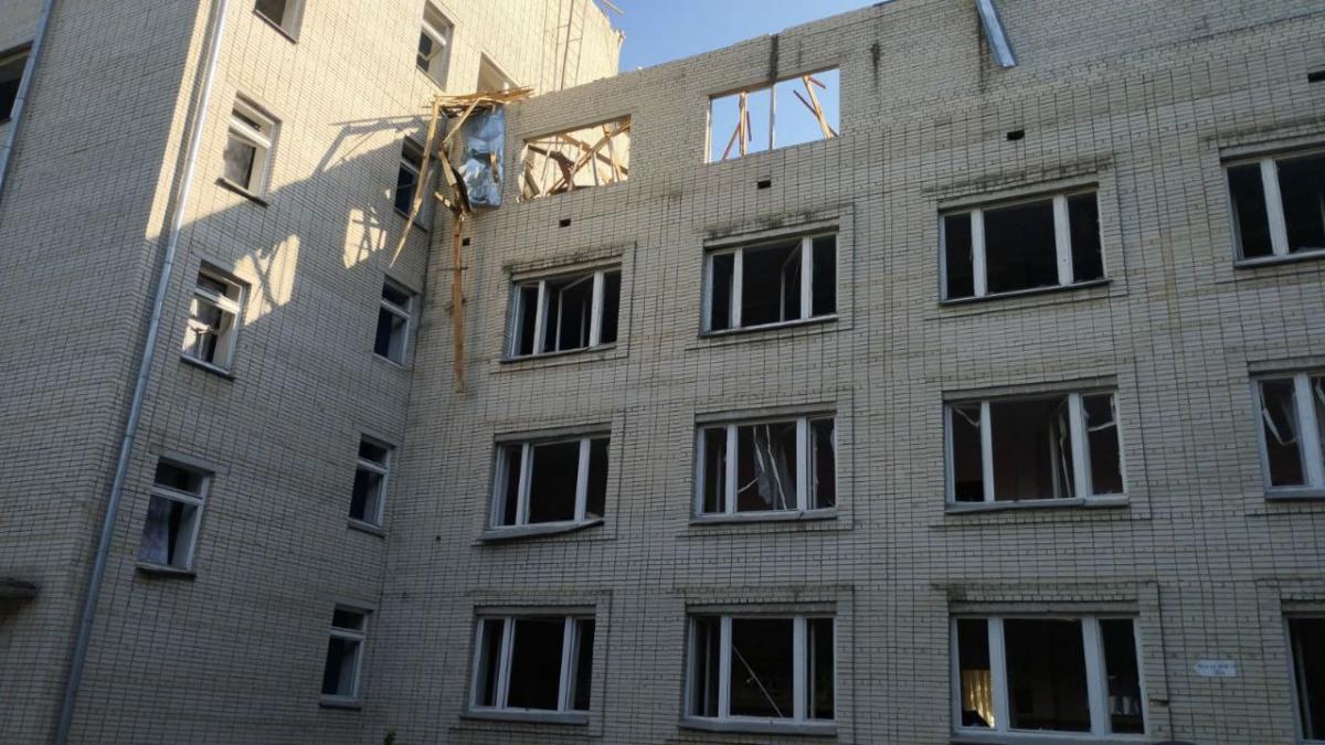 РФ вдарила по будинку пенсіонерів у Сумах