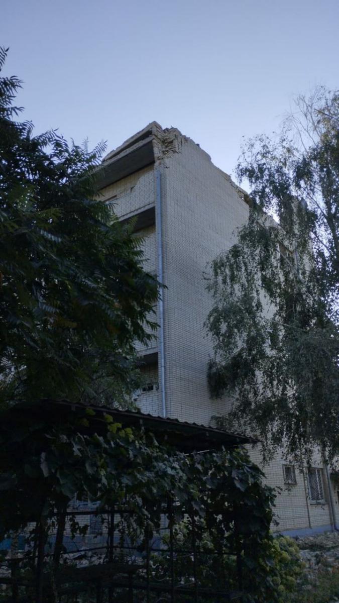 РФ вдарила по будинку пенсіонерів у Сумах