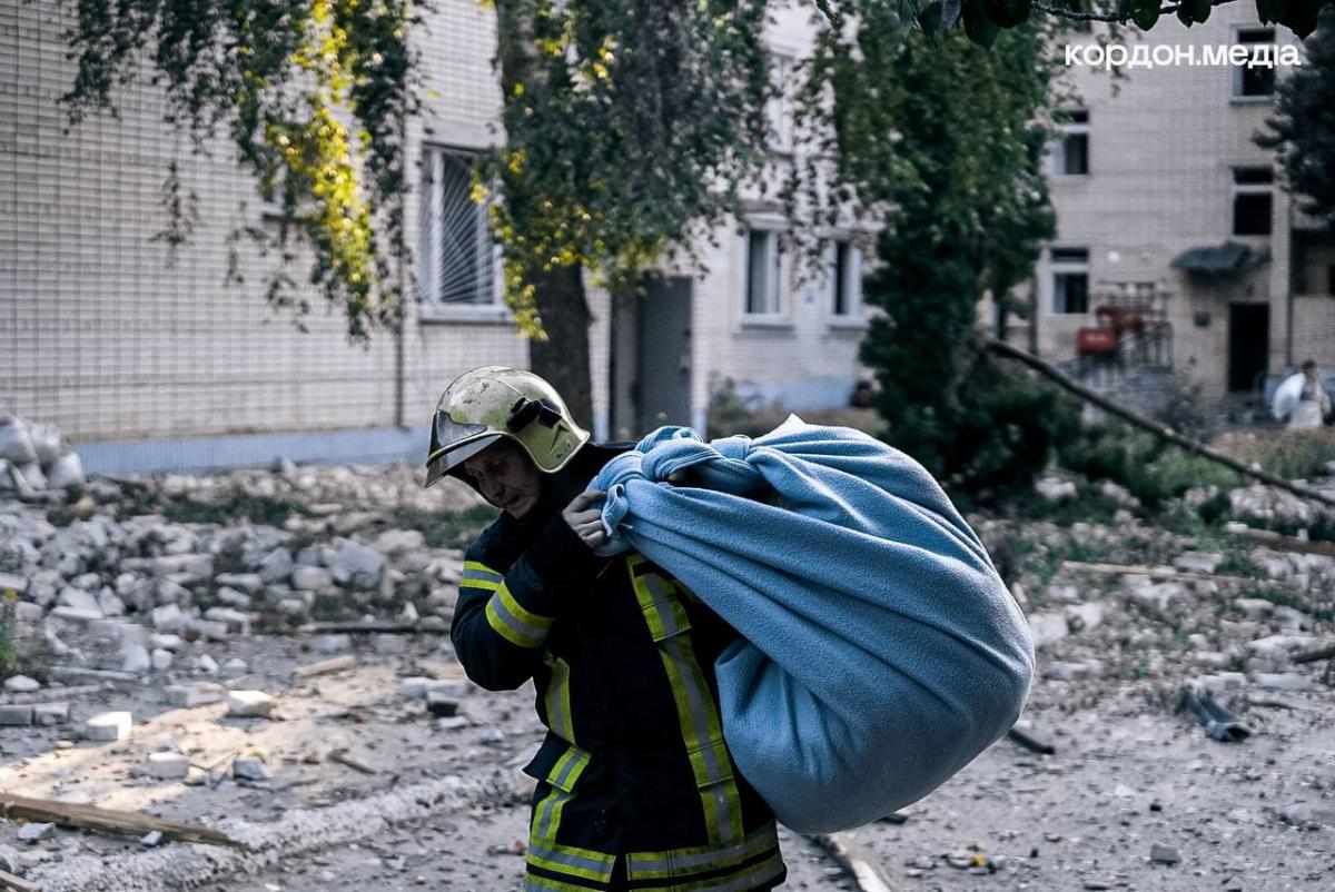 РФ вдарила по будинку пенсіонерів у Сумах