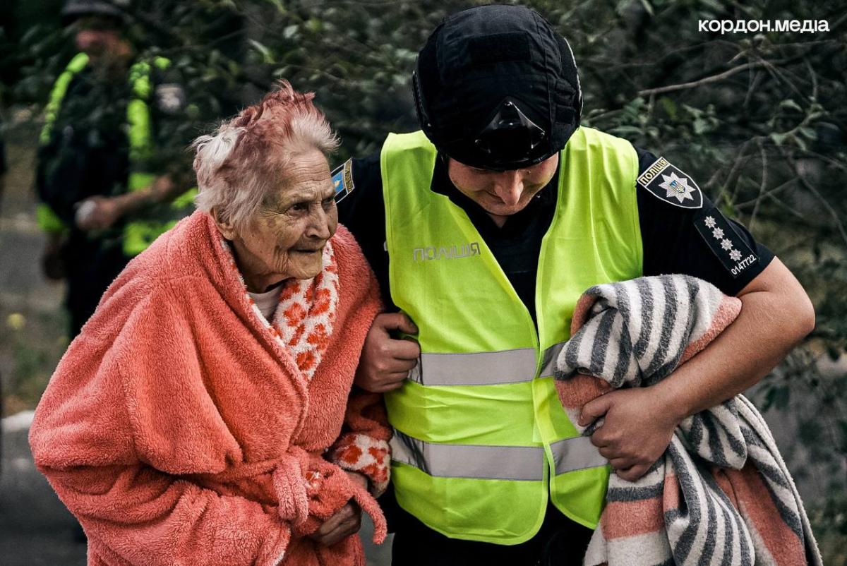 РФ вдарила по будинку пенсіонерів у Сумах