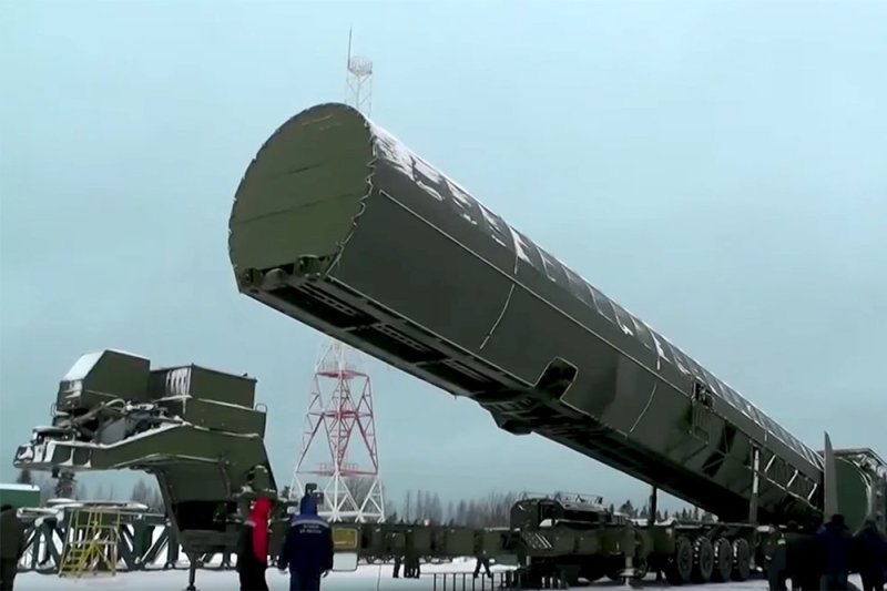 Цією ракетою лякав Медведєв. Що не так із 'Сарматом', який вибухнув у РФ Цією ракетою лякав Медведєв. Що не так із 'Сарматом', який вибухнув у РФ