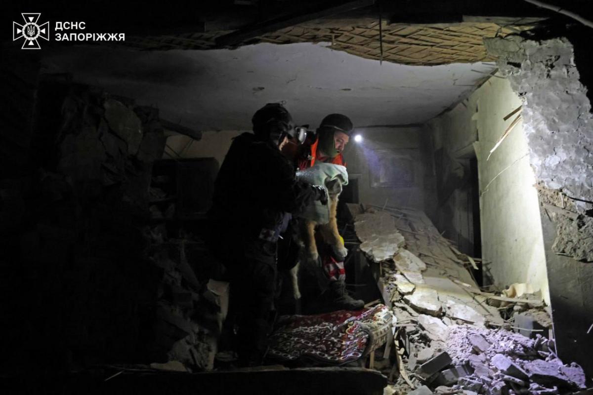 Последствия обстрела Запорожья Последствия обстрела Запорожья