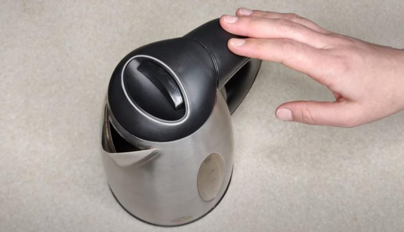 Чим відмити електричний чайник зовні: дуже хороший спосіб