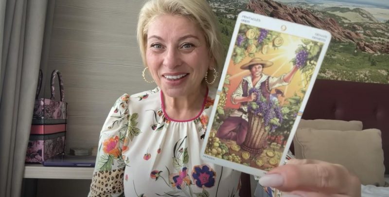 Гороскоп Таро на октябрь 2024: Ракам - праздник, Львам - изобилие, Девам - радость