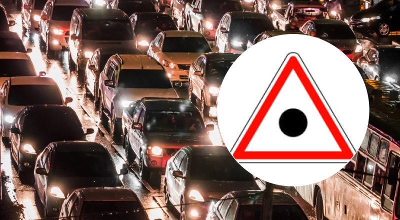 К вниманию водителей: что означает дорожный знак точка в треугольнике