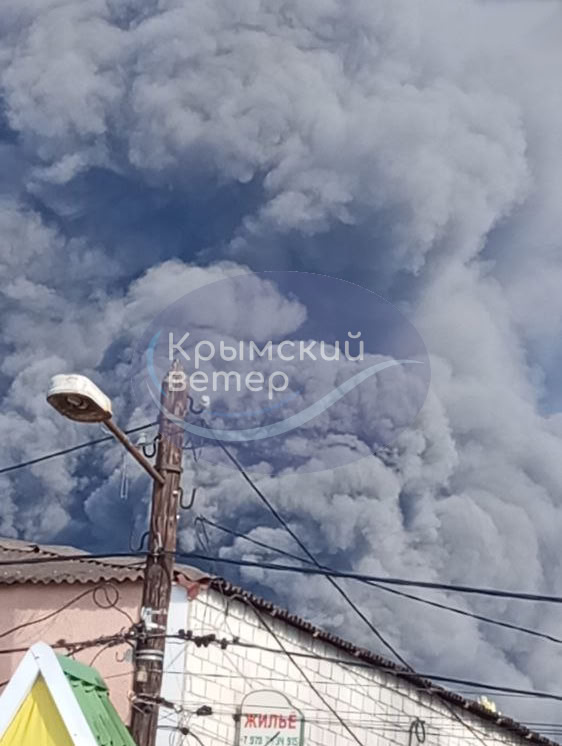 Пожежа на нафтобазі у Феодосії Пожежа на нафтобазі у Феодосії