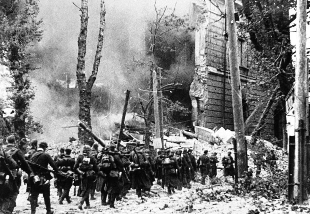 Архівні фото битви за Київ під час Другої світової Архівні фото битви за Київ під час Другої світової